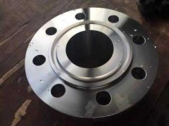 特高壓帶頸鍛造法蘭受拉性能與設計