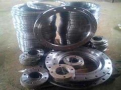 法蘭生產(chǎn)中胎模設(shè)汁中應(yīng)注意什么？